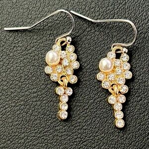 Y2K Gold Grape Cluster Pearl Rhinestone Drop Earrings McBling Costume 2000s